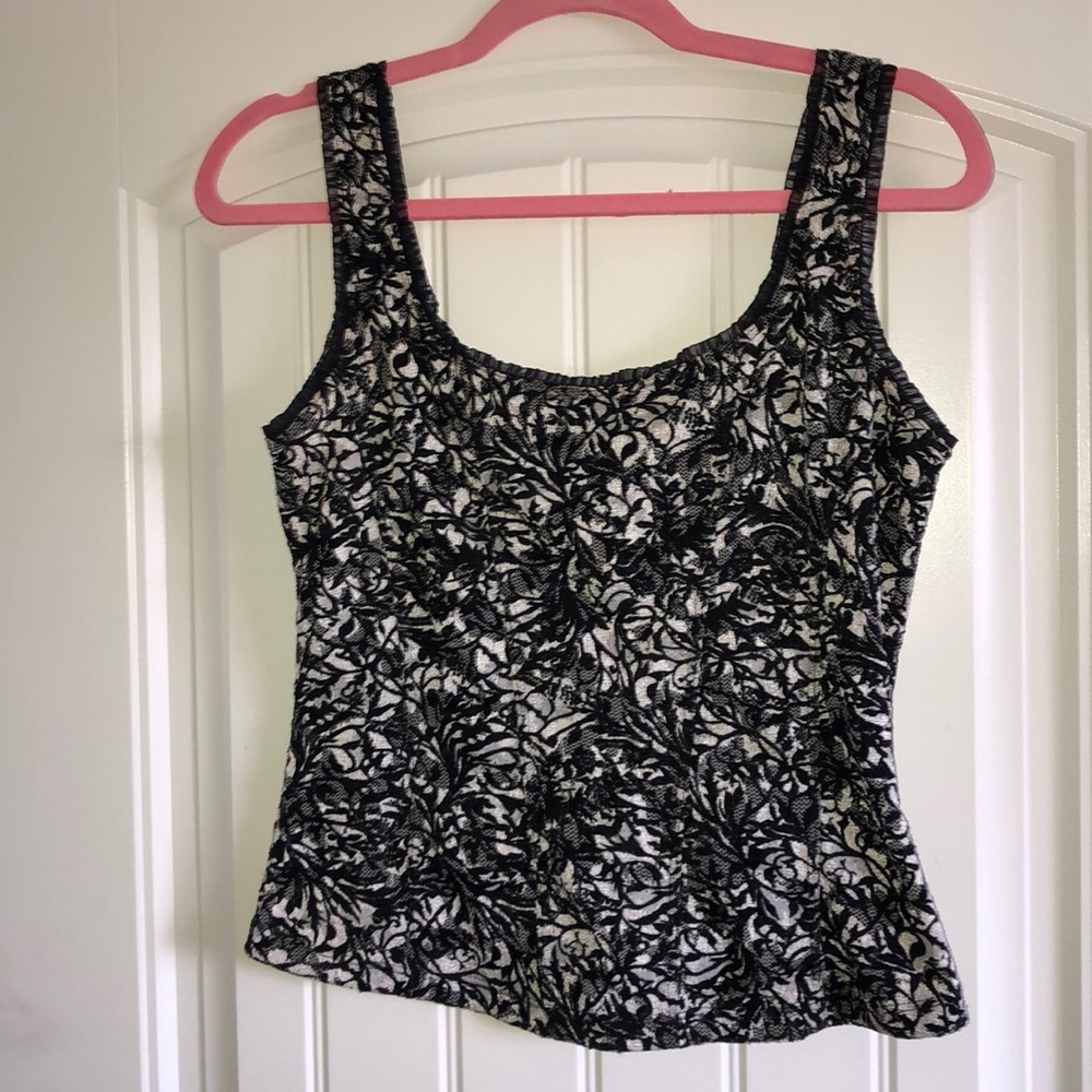 Black and white top